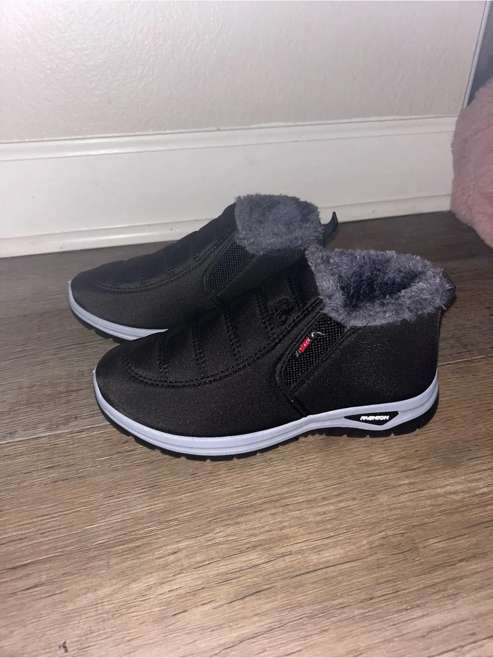 NEW Women’s Black Slip-On Fleece-Lined Shoes